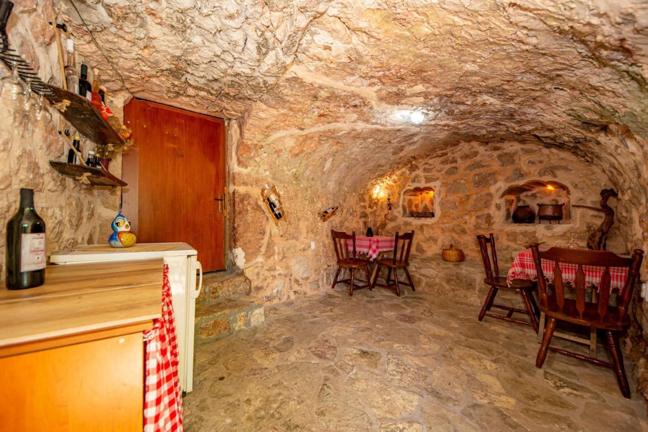 Bed and Breakfast Ethno House Osobak Virpazar Exterior foto