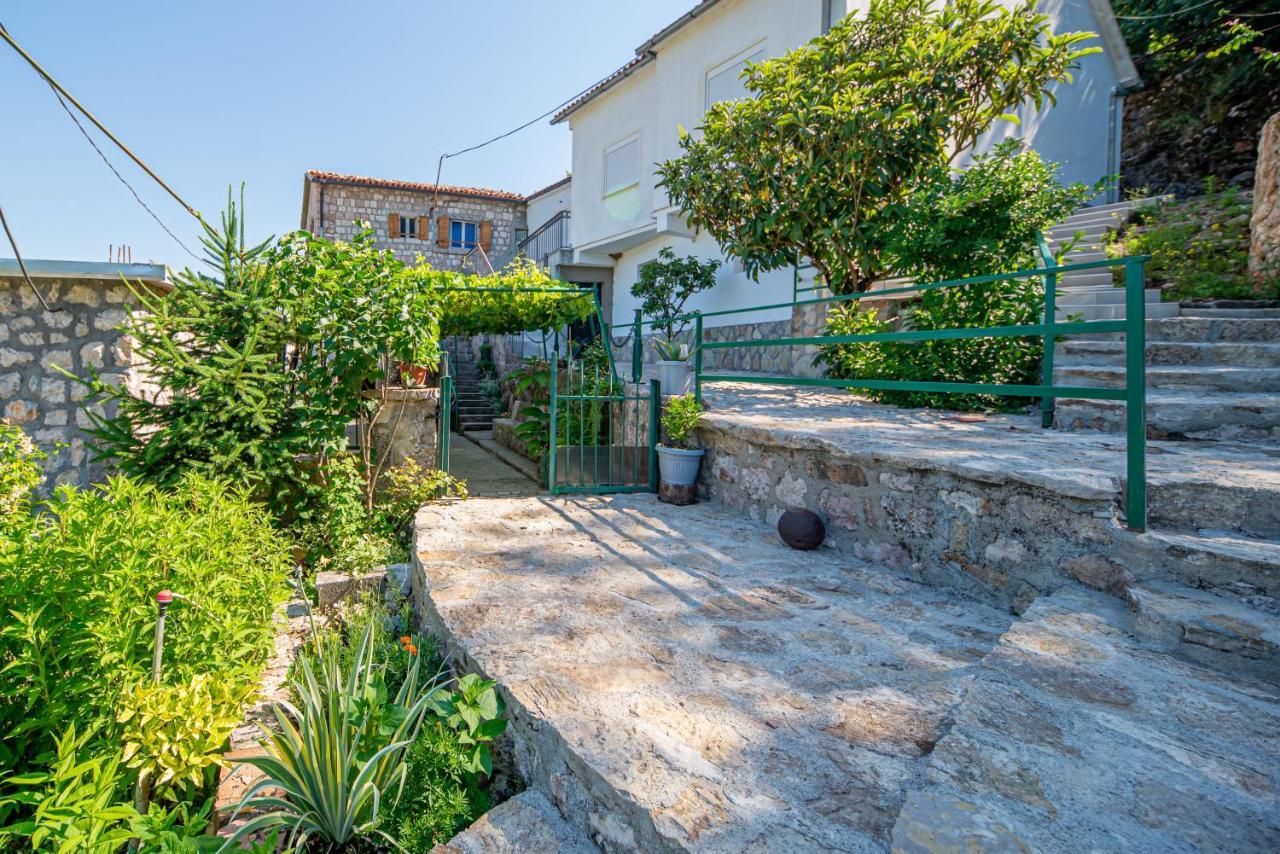 Bed and Breakfast Ethno House Osobak Virpazar Exterior foto