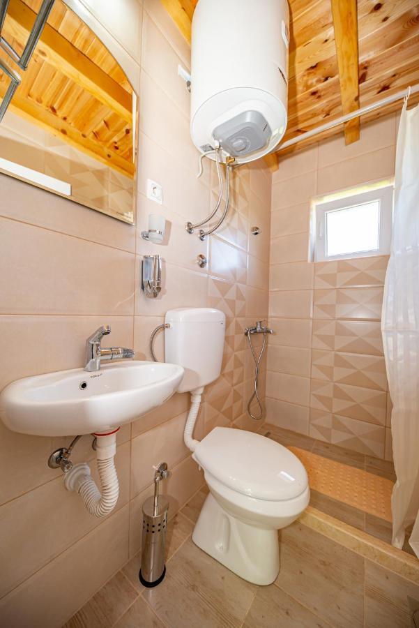 Bed and Breakfast Ethno House Osobak Virpazar Exterior foto