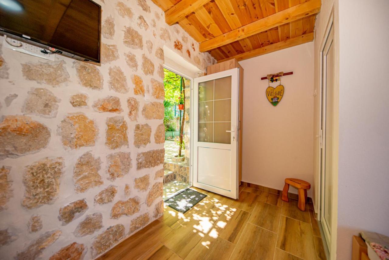 Bed and Breakfast Ethno House Osobak Virpazar Exterior foto